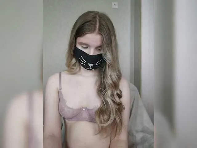 Live sex webcam photo for Sweet--Baby #290958892