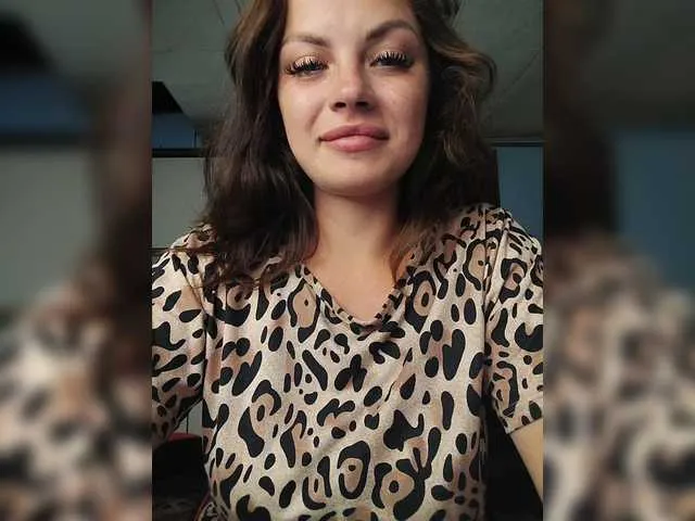 Live sex webcam photo for Sweet-Candy88 #291244703