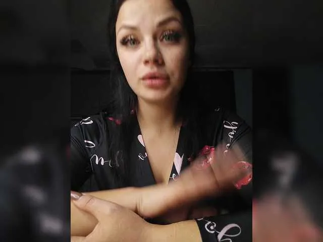 Live sex webcam photo for Sweet-Candy88 #292246559