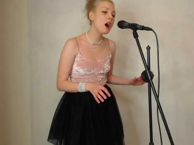 Live sex webcam photo for Sweet-Daria #273054309