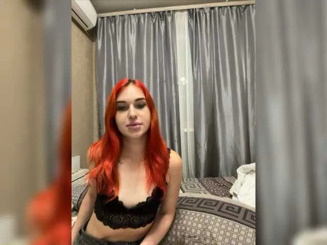 Live sex webcam photo for Sweet-Emma-1 #276663324