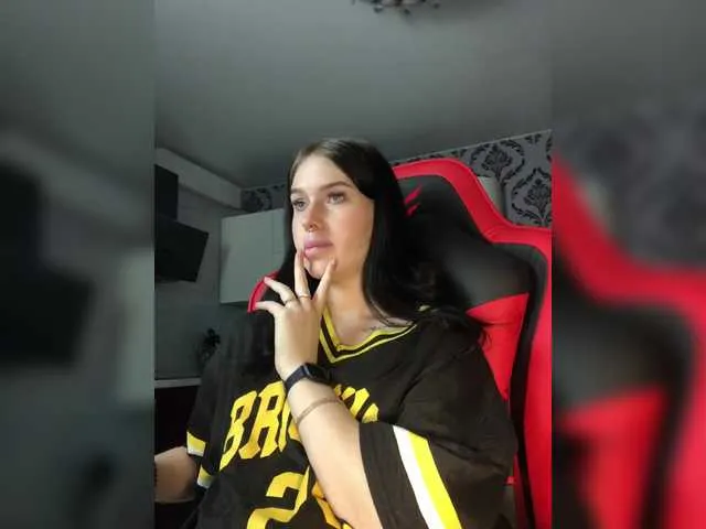 Live sex webcam photo for Sweet-Emma-1 #291057914