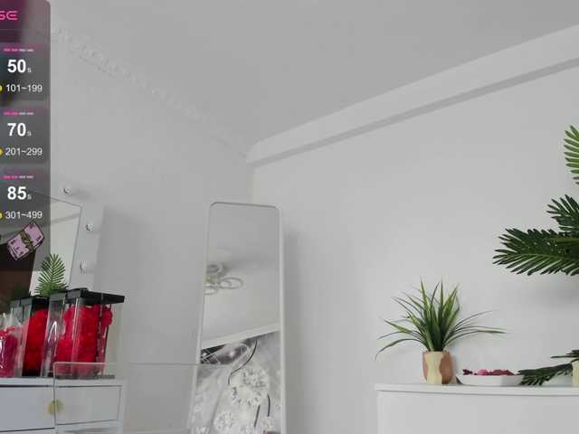 Live sex webcam photo for Sweet-Eva20 #284922911