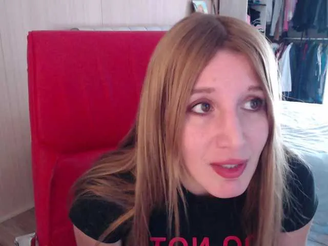 Live sex webcam photo for Sweet-Maga #291649863