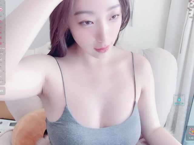 Live sex webcam photo for Sweet-Q #290437780