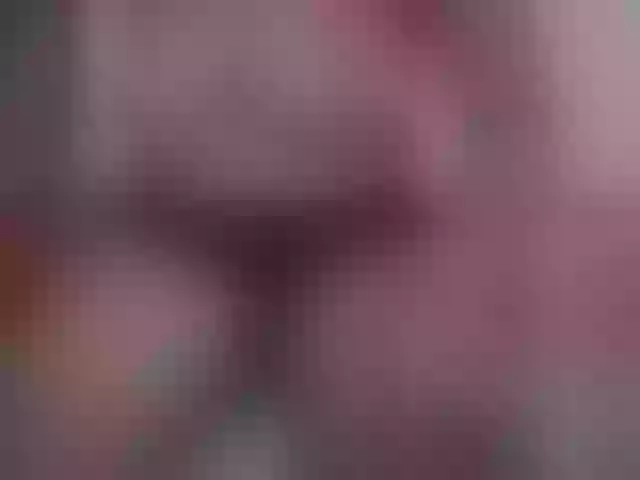 Live sex webcam photo for Sweet-Solyne #291396897