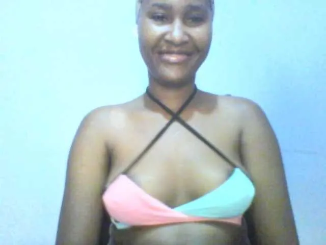 Live sex webcam photo for Sweet-boo #292411790