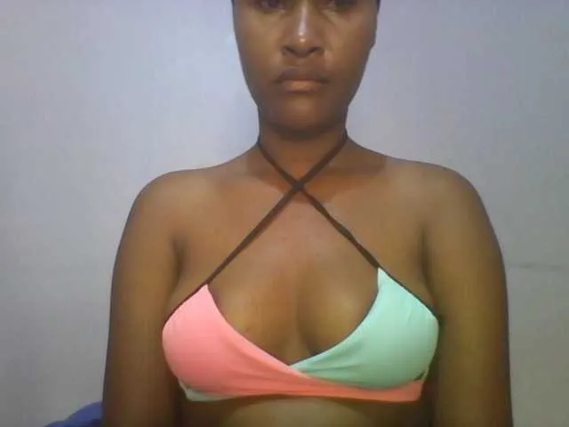 Live sex webcam photo for Sweet-boo #292490737