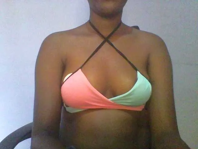 Live sex webcam photo for Sweet-boo #292492541