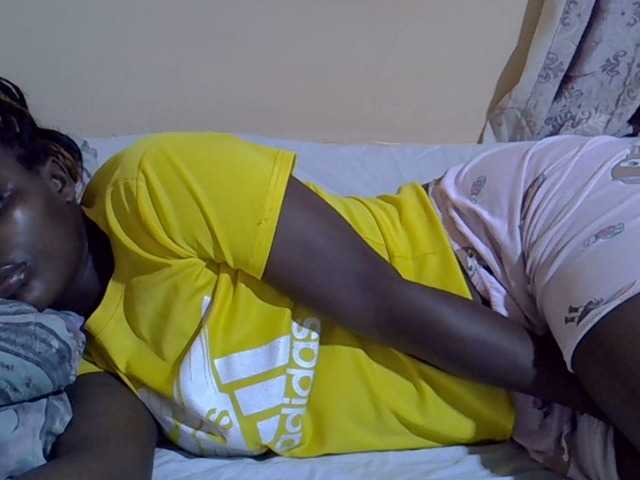 Live sex webcam photo for Sweet-diva #292347193