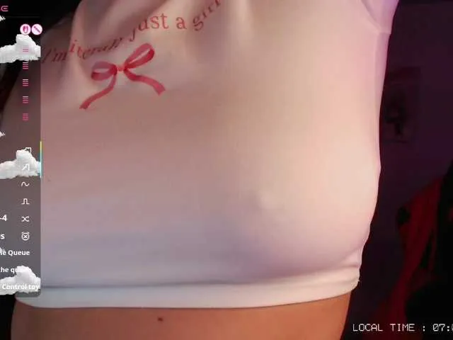 Live sex webcam photo for Sweet-emily1 #293230388