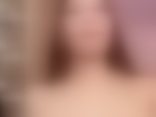 Live sex webcam photo for Sweet-emily1 #294114456