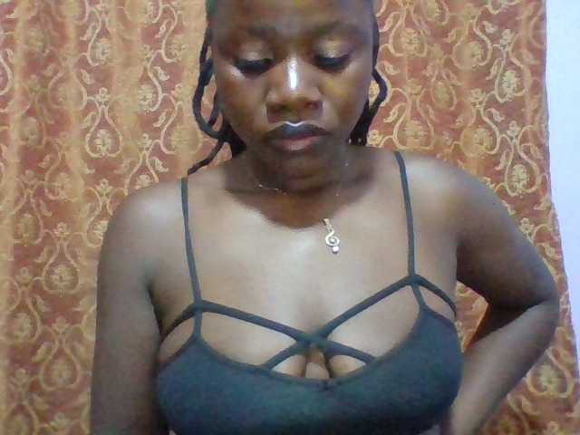 Live sex webcam photo for Sweet-for-daddie #294281073