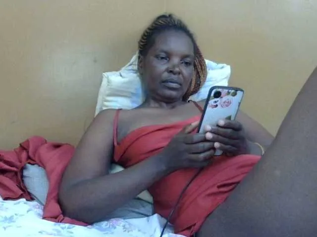 Live sex webcam photo for Sweet-mommy #291061426