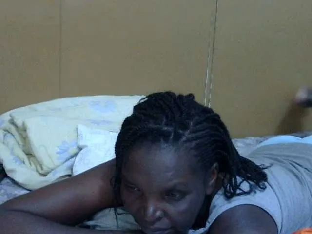 Live sex webcam photo for Sweet-mommy #291246944