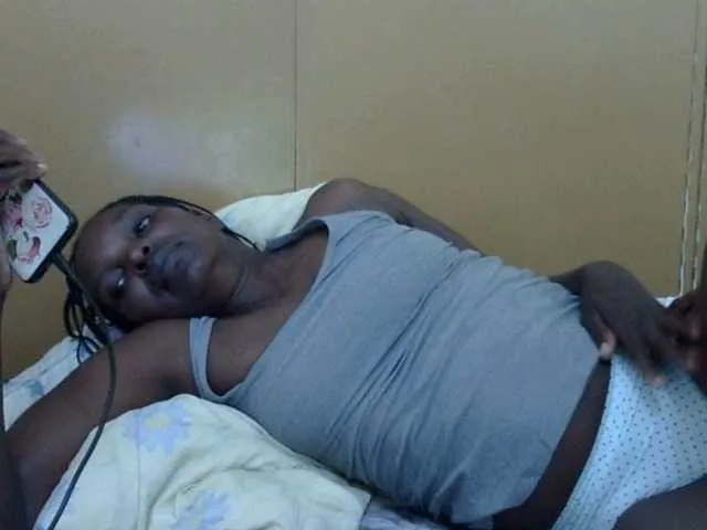 Live sex webcam photo for Sweet-mommy #291444741