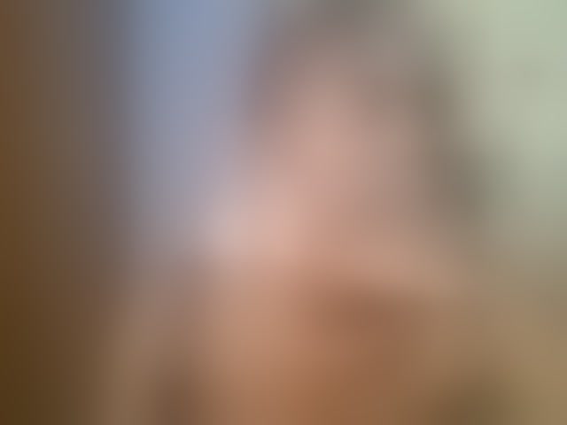 Live sex webcam photo for Sweet-petite #292456317