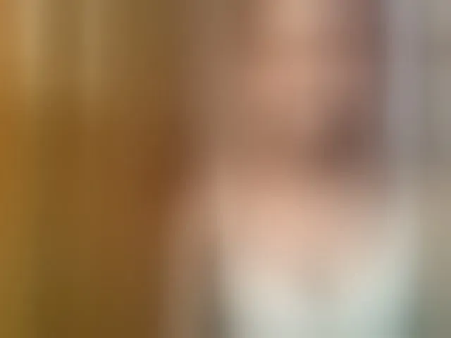 Live sex webcam photo for Sweet-petite #292495548