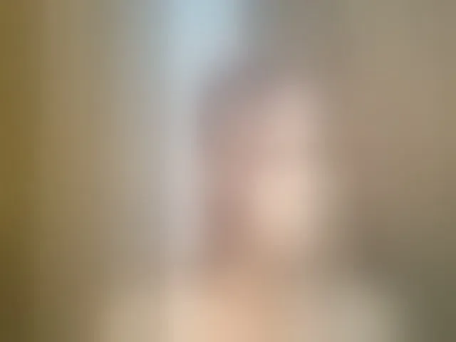 Live sex webcam photo for Sweet-petite #292642567