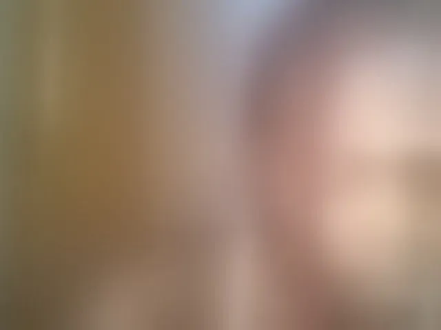 Live sex webcam photo for Sweet-petite #292648108
