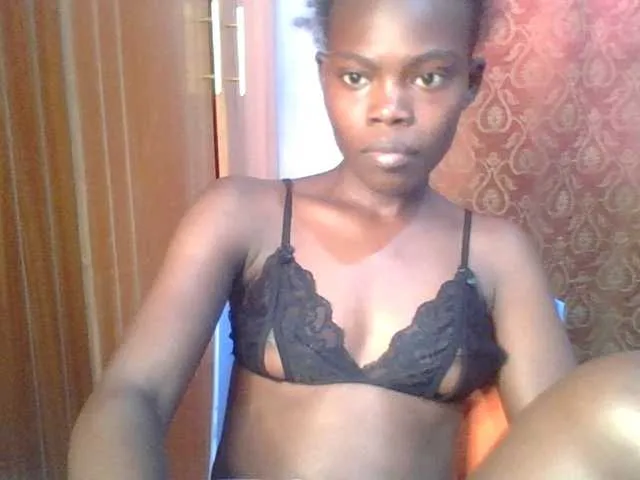 Live sex webcam photo for Sweet-petite #292836077
