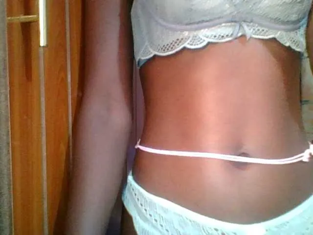 Live sex webcam photo for Sweet-petite #292872597