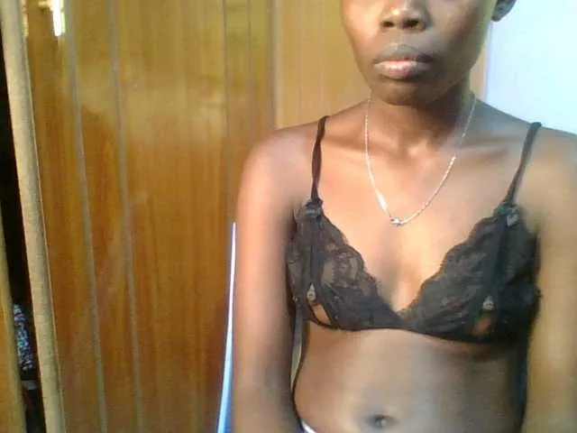 Live sex webcam photo for Sweet-petite #293124242