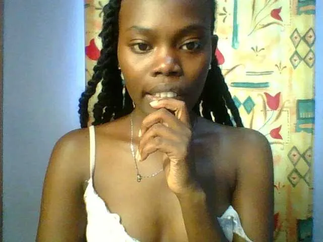Live sex webcam photo for Sweet-petite #293435060