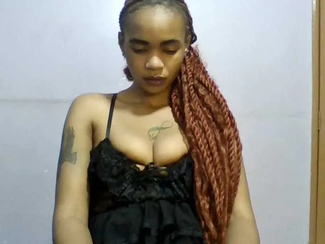 Live sex webcam photo for Sweet-petite #293929172