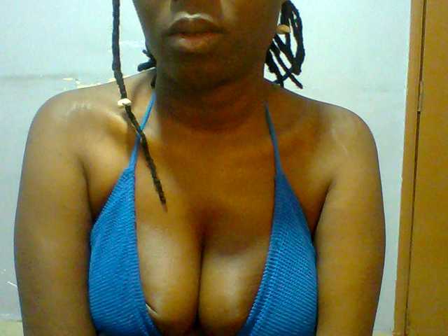 Live sex webcam photo for Sweet-petite #294018511
