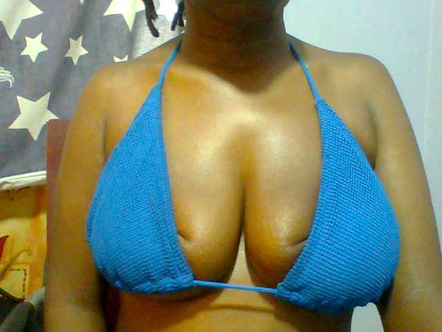 Live sex webcam photo for Sweet-petite #294020840