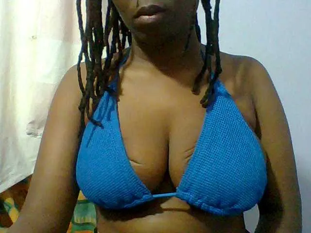Live sex webcam photo for Sweet-petite #294125498