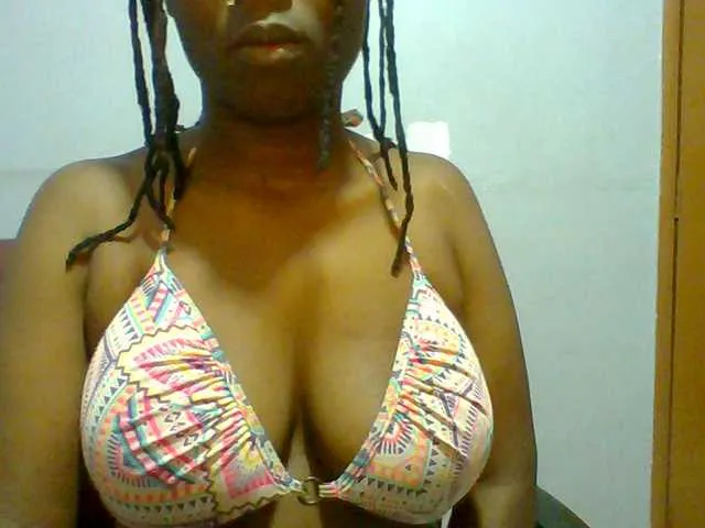 Live sex webcam photo for Sweet-petite #294158921