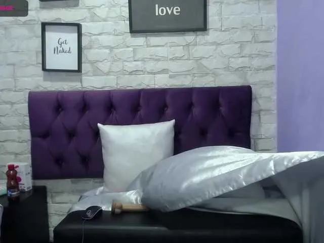 Live sex webcam photo for Sweet-skinny #272301136