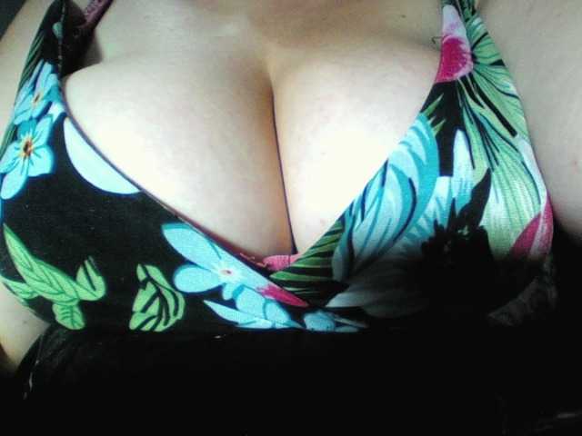 Live sex webcam photo for Sweet23emily #271883653