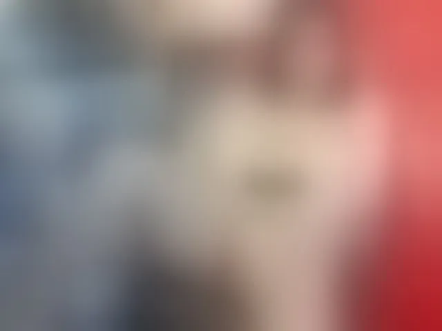 Live sex webcam photo for SweetAndNaughtyAlice #290304112