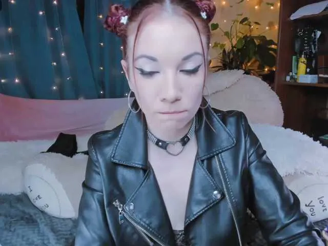 Live sex webcam photo for SweetAsssNuka #276553613