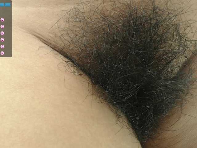 Live sex webcam photo for SweetBarbie #272127697