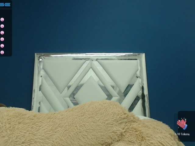 Live sex webcam photo for SweetBarbie #272404700