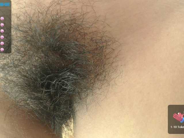 Live sex webcam photo for SweetBarbie #272406679