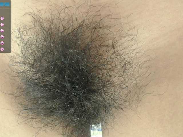 Live sex webcam photo for SweetBarbie #272604397