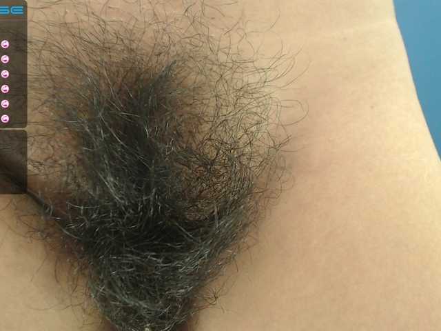 Live sex webcam photo for SweetBarbie #272628200