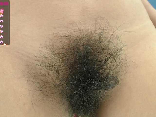 Live sex webcam photo for SweetBarbie #272996090