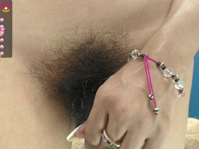 Live sex webcam photo for SweetBarbie #273069291