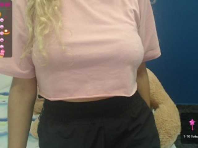 Live sex webcam photo for SweetBarbie #273123311