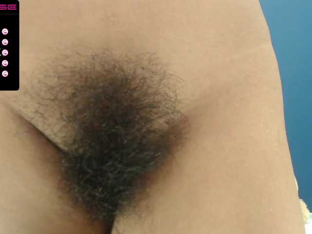 Live sex webcam photo for SweetBarbie #273710962