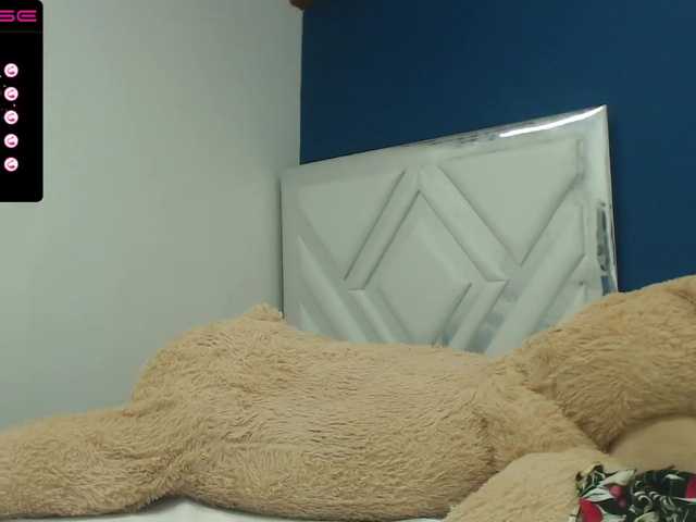 Live sex webcam photo for SweetBarbie #273856100