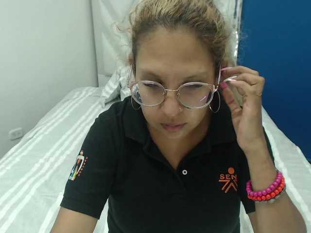 Live sex webcam photo for SweetBarbie #273926896