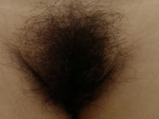 Live sex webcam photo for SweetBarbie #275586363