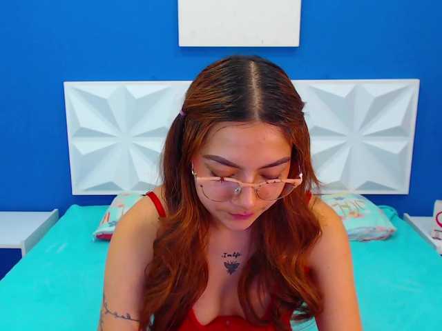 Live sex webcam photo for SweetBlly #274562859